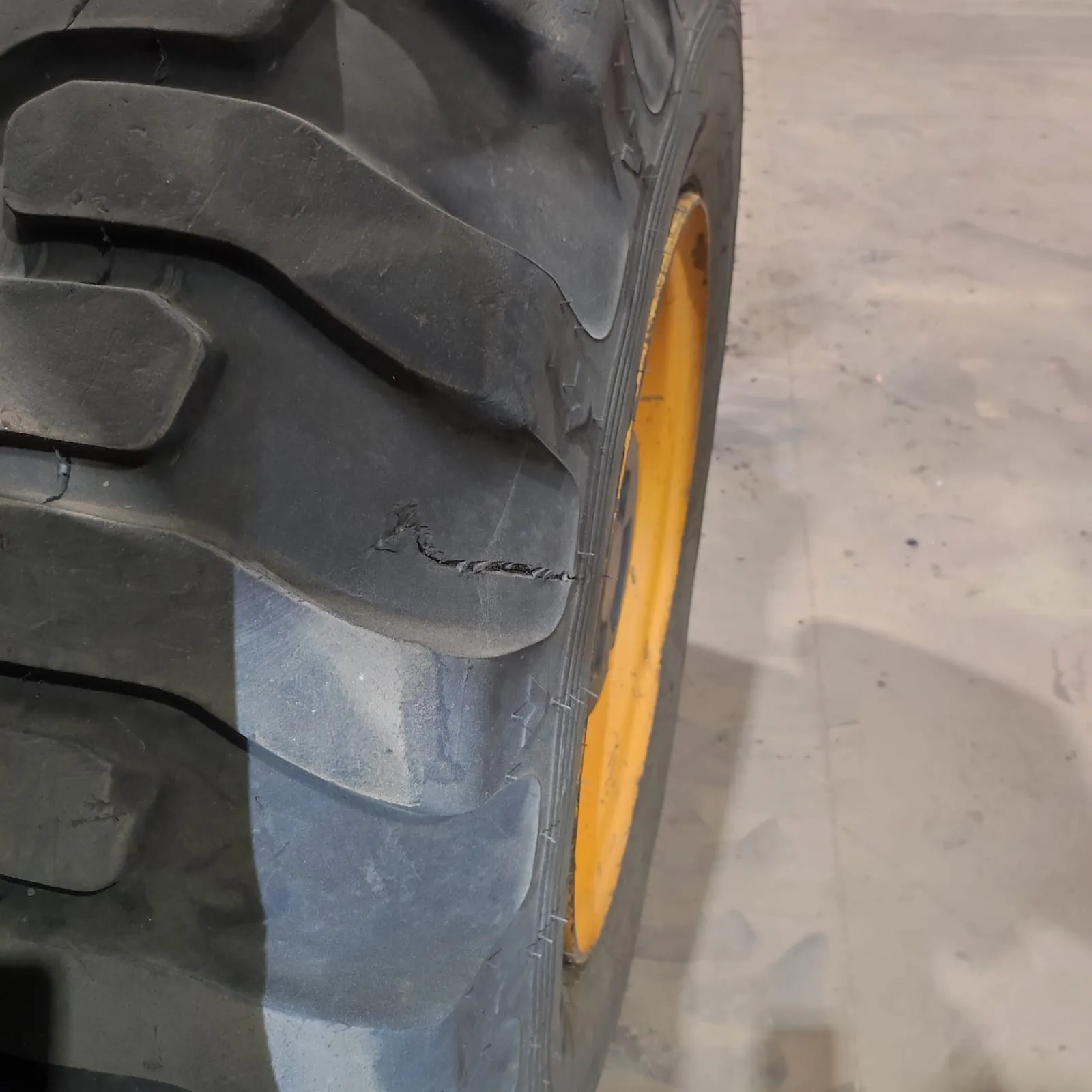Sidewall cut found on tyre during inspection